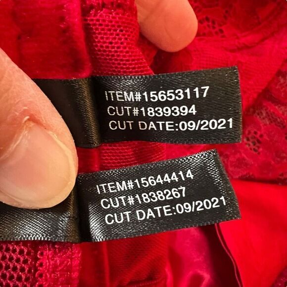 Torrid Womens 2X Bra 3X Cheeky Panty Red Bow Set Underwire Lingerie Open Back - Picture 10 of 10